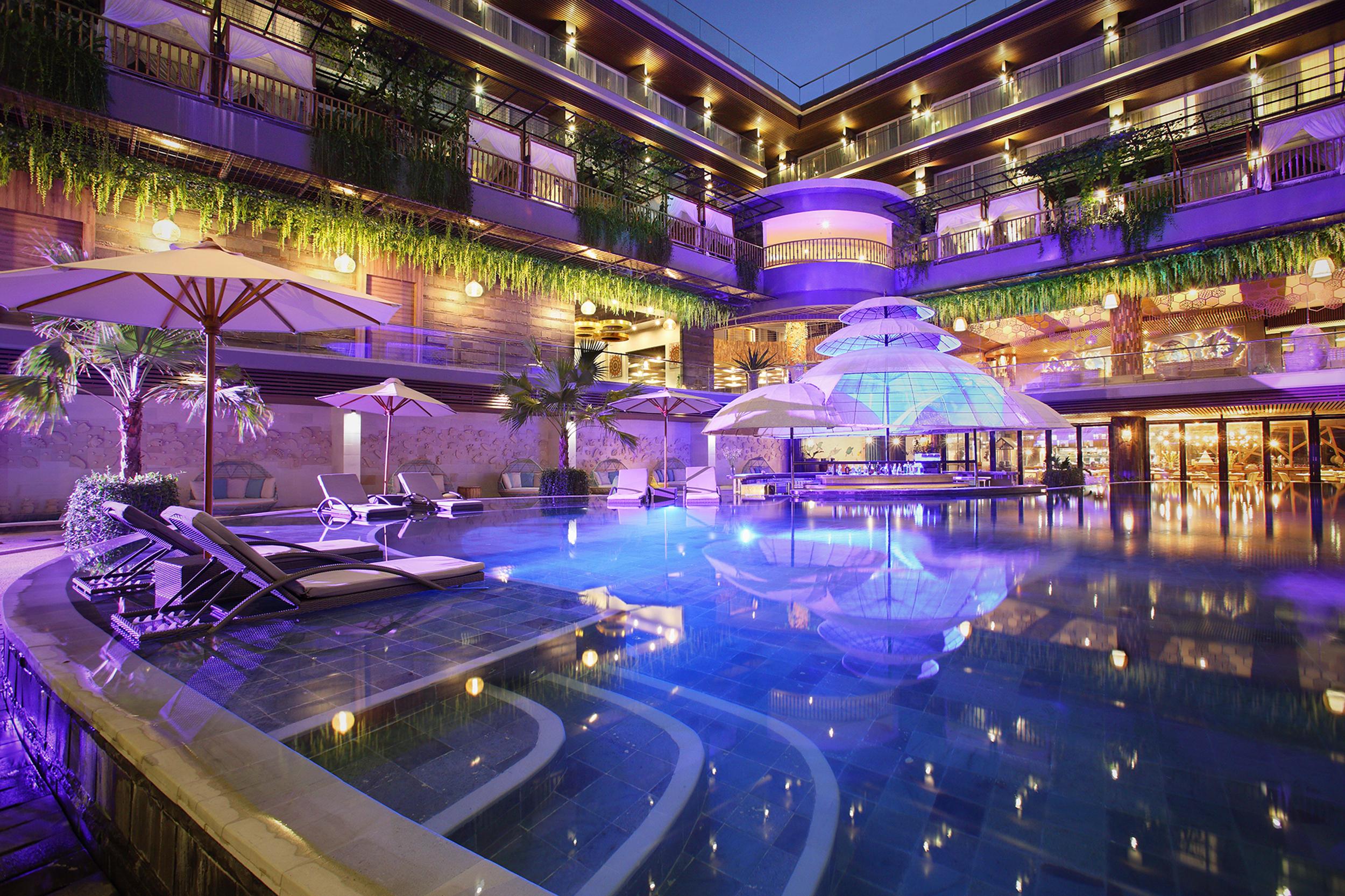 The Crystal Luxury Bay Resort Nusa Dua Nusa Dua  Exterior photo