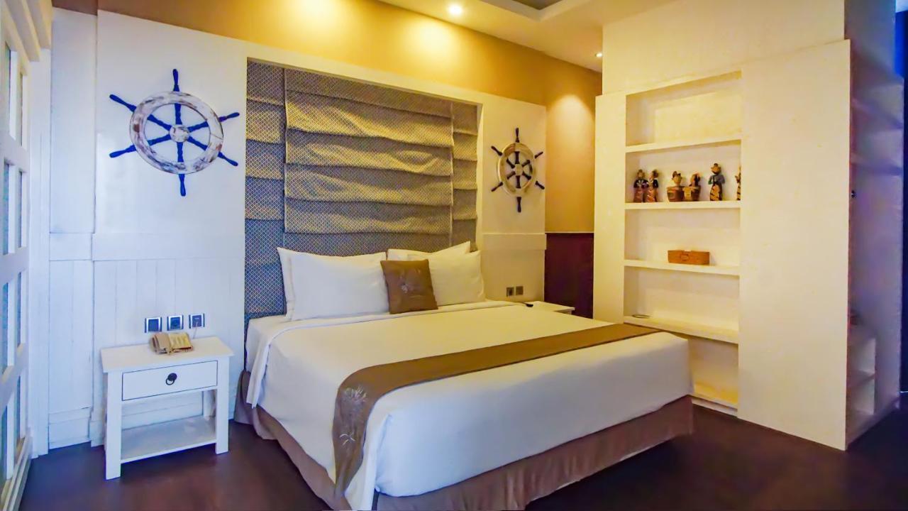 The Crystal Luxury Bay Resort Nusa Dua Nusa Dua  Exterior photo