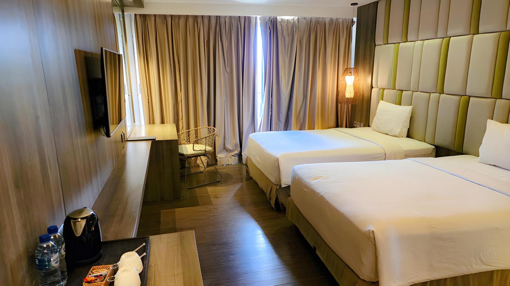 The Crystal Luxury Bay Resort Nusa Dua Nusa Dua  Exterior photo