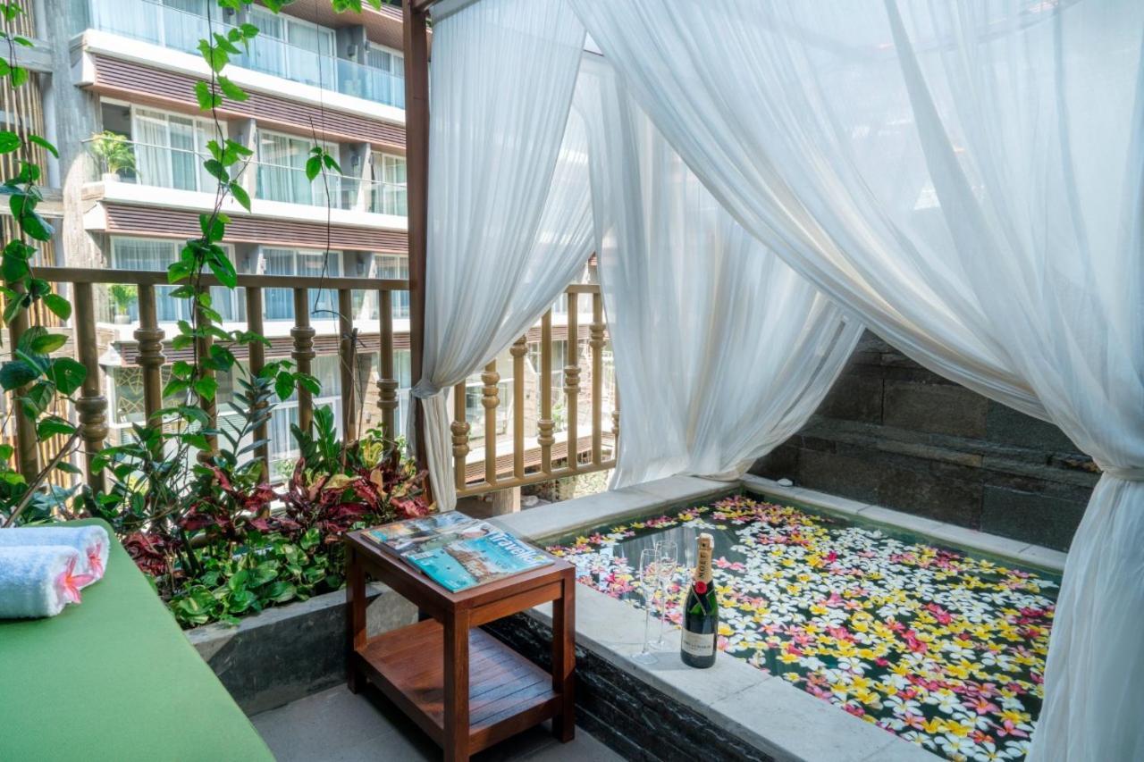 The Crystal Luxury Bay Resort Nusa Dua Nusa Dua  Exterior photo
